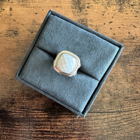 David Yurman Albion Ring w/ White Agate - 16mm - Size 6 - DEFECT - Picture 4 of 14